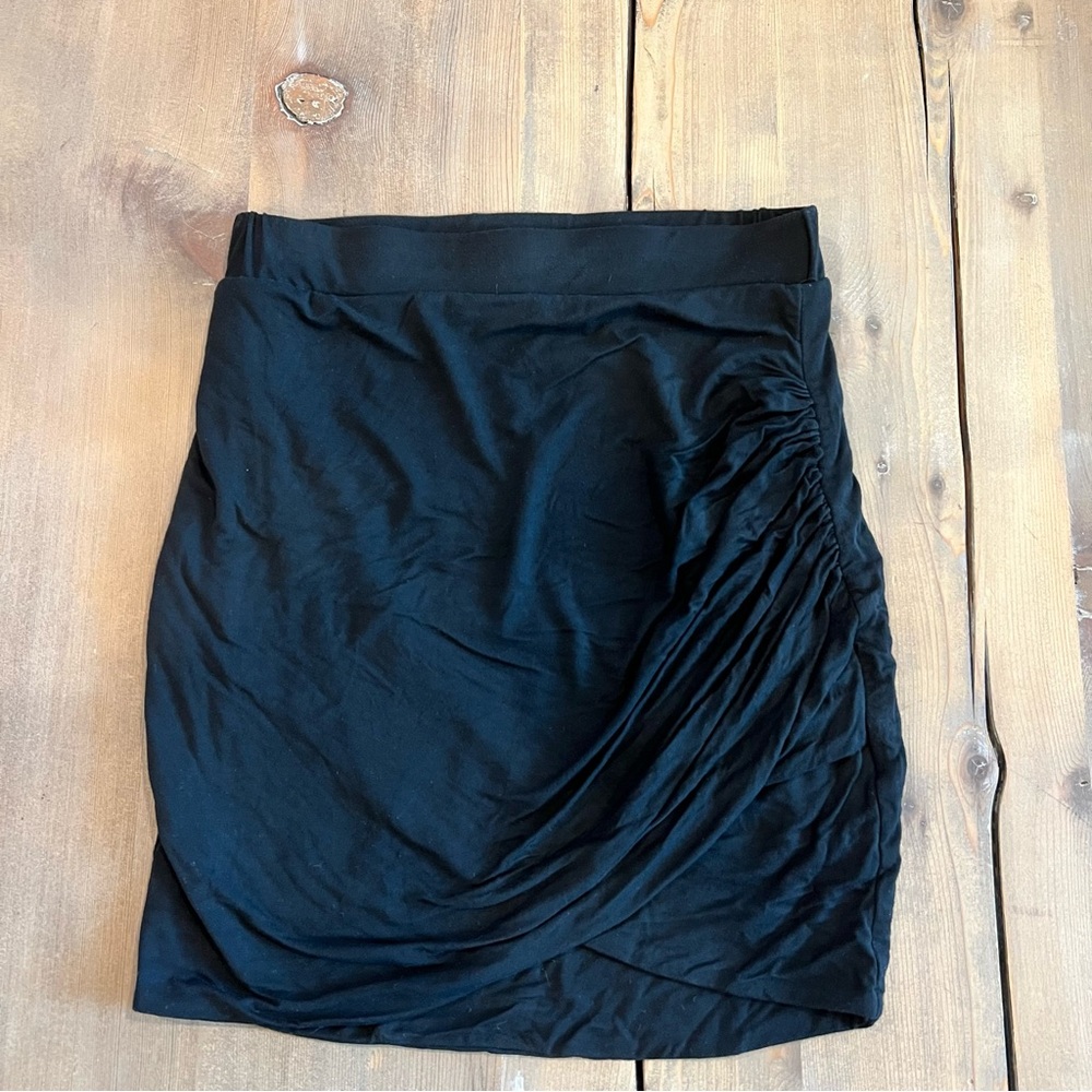 Lovers + Friends Black Ruched Pencil Mini Skirt